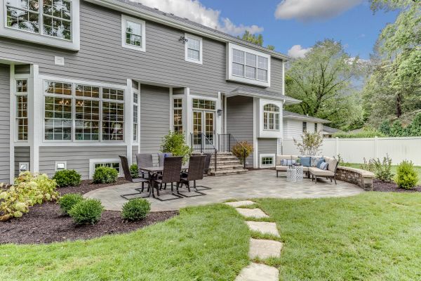 Concrete Patio Landscaping in Valrico