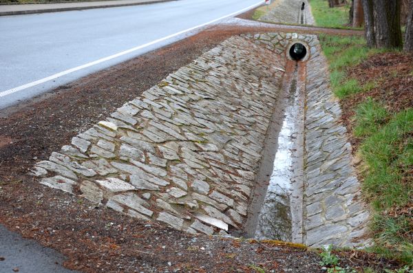 Ditch Landscaping in Valrico